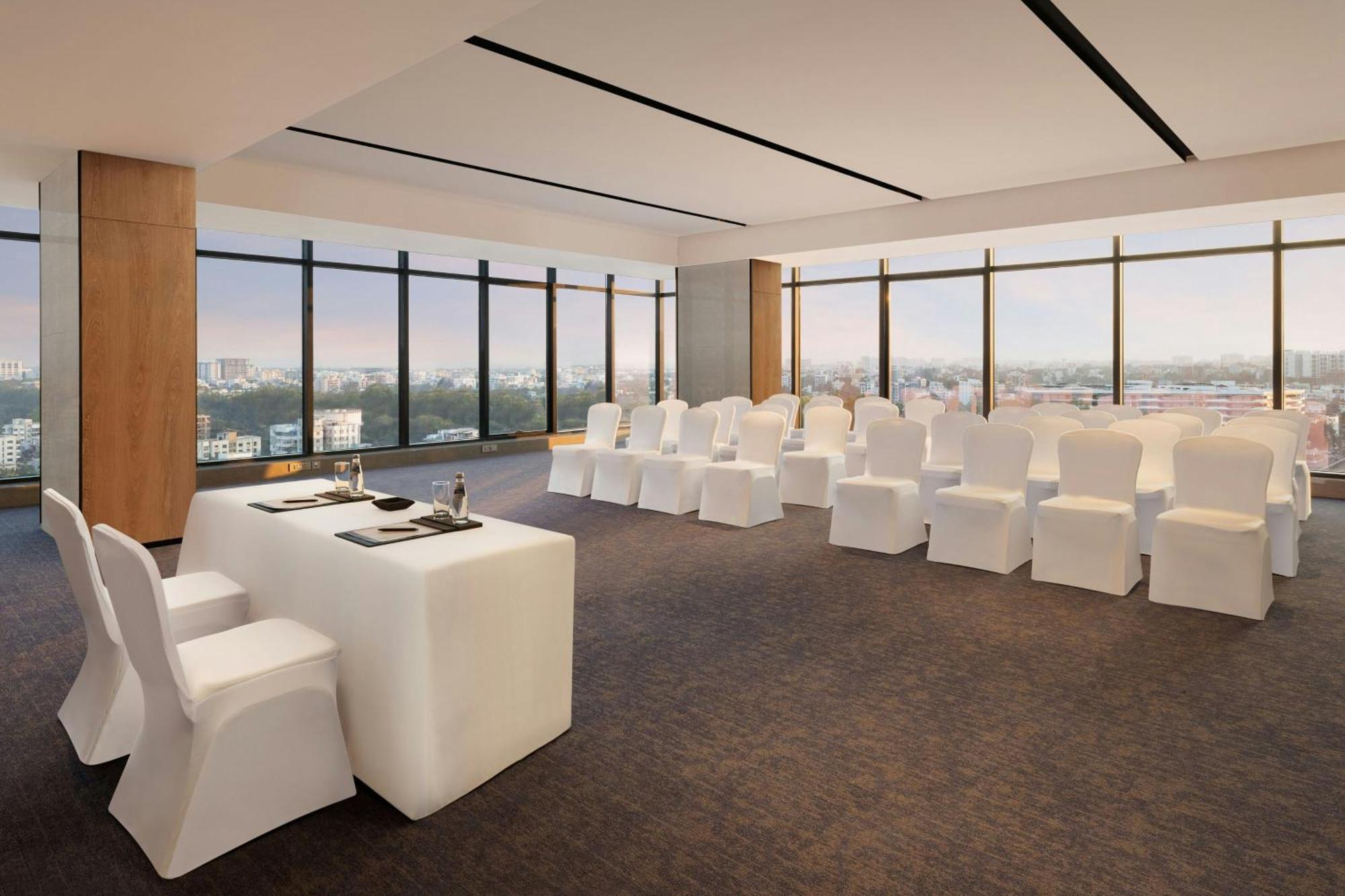 Four Points By Sheraton Nashik Luaran gambar